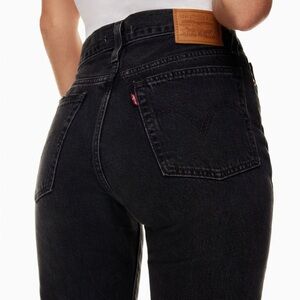 Levi’s Wedgie Straight Black High Rise Jeans